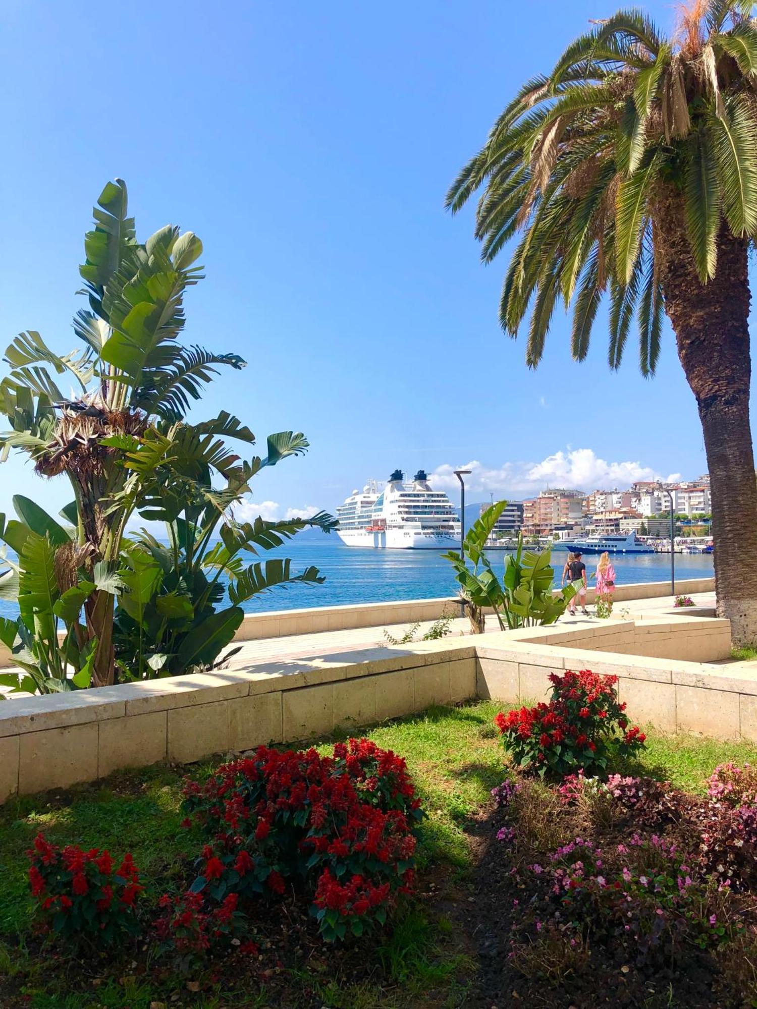 Seaside Bliss 1 Saranda